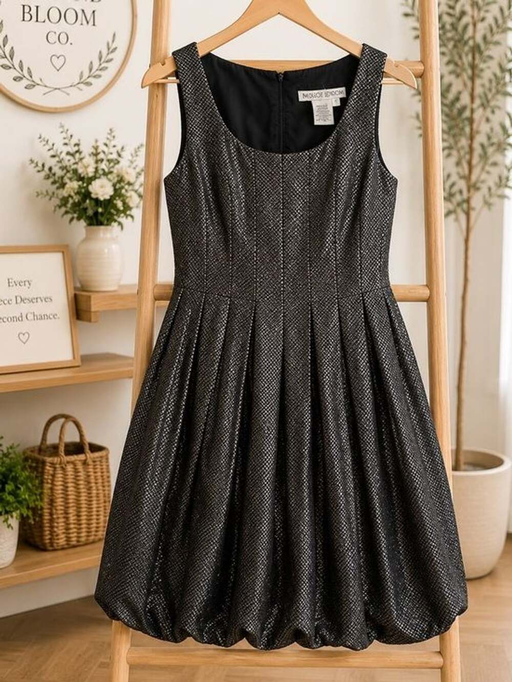 Maggy London Size 4 Black Metallic Fit & Flare Party Dress